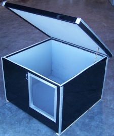 F&T Canine Classics 32"W x 32"D x 24"H Insulated Dog House