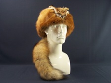 F&T Northern Classics Davy Crockett Style Red Fox Fur Hat