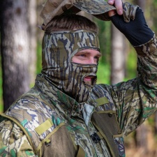 Primos Stretch-Fit Camo 3/4 Face Mask